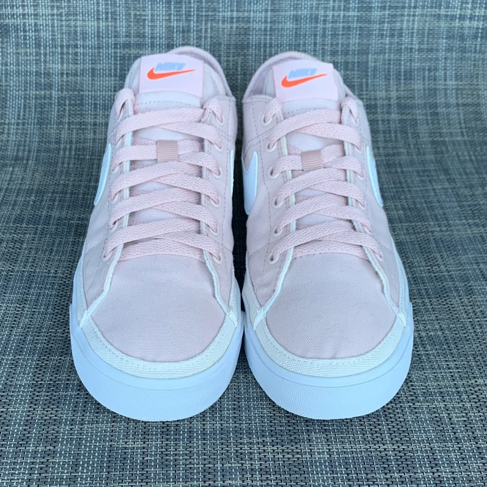 Nike Pink and White Women's Sneakers - Picture 4 of 12